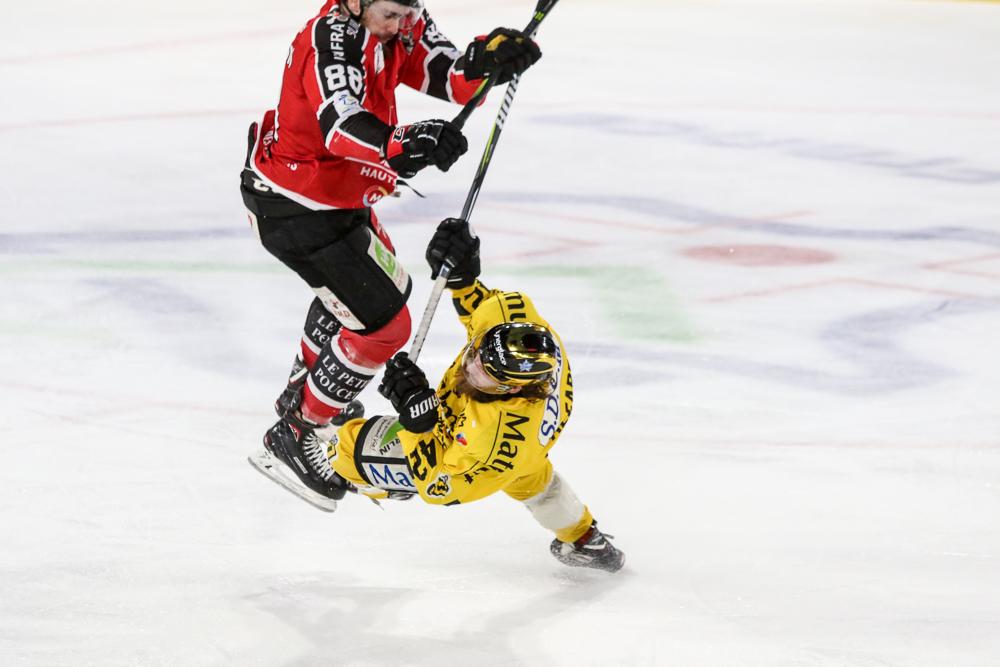 Amiens  2 - 3 Rouen