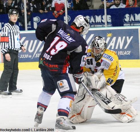 Grenoble  3 - 2 Strasbourg 