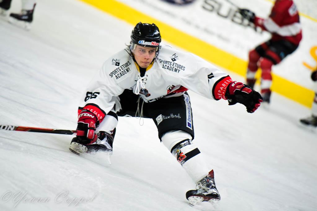 Chamonix  5 - 3 Nice
