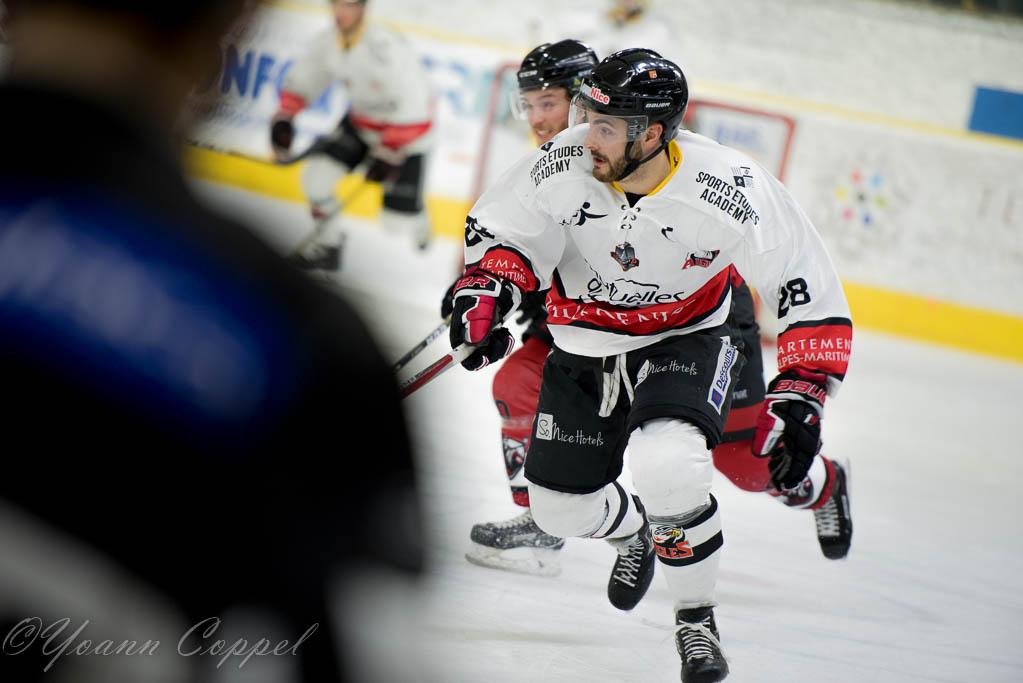 Chamonix  5 - 3 Nice