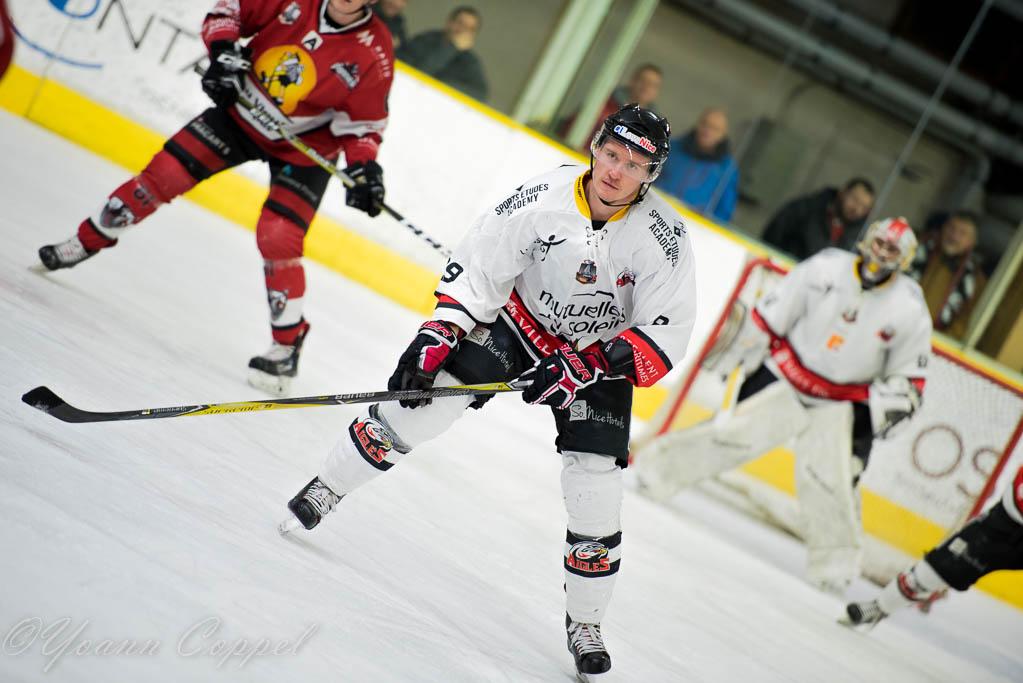Chamonix  5 - 3 Nice