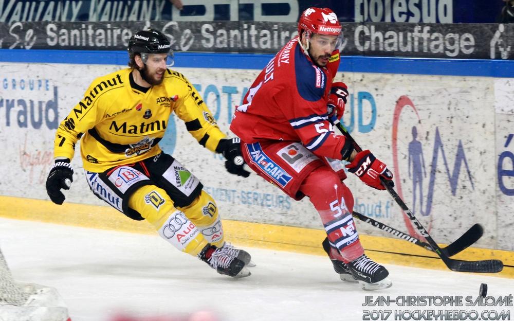 Grenoble  0 - 3 Rouen