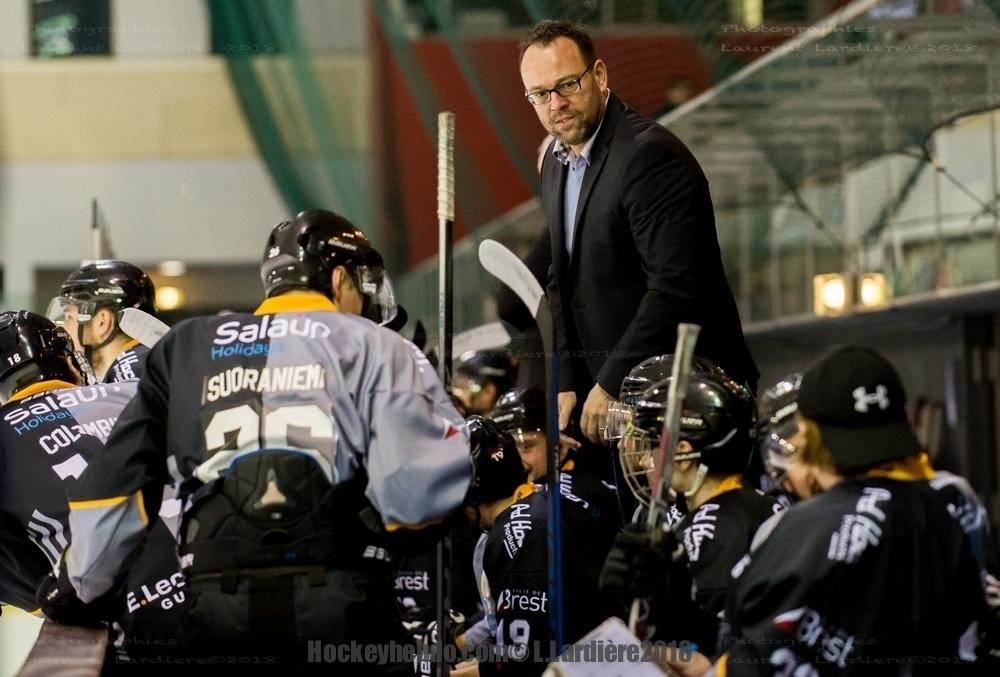 Brest  4 - 2 Neuilly/Marne