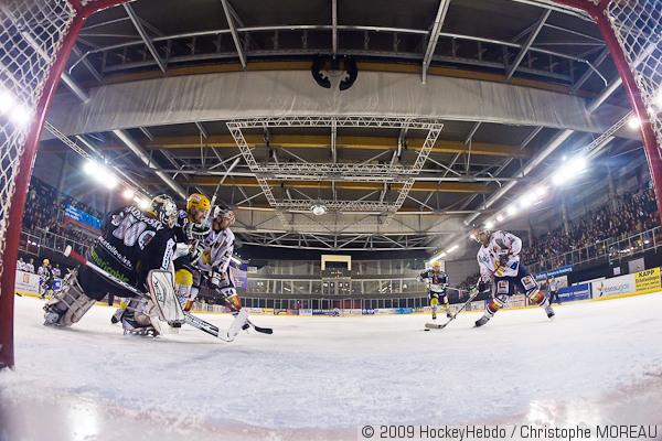 Strasbourg  4 - 3 Grenoble 