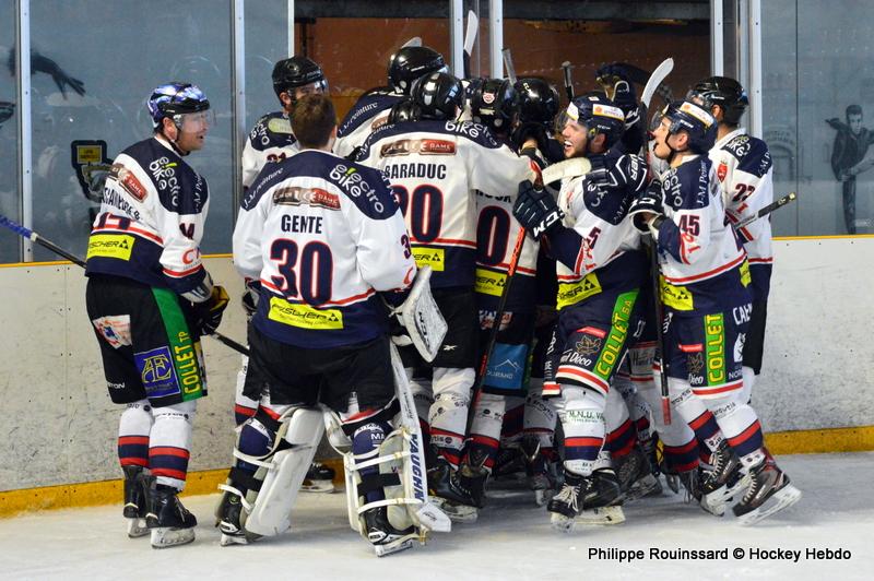 Asnières 1 - 3 Caen II