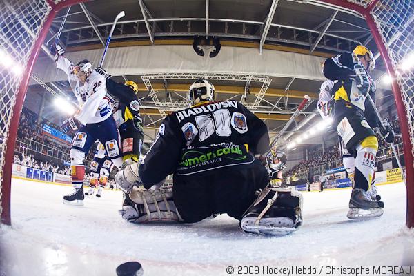 Strasbourg  4 - 3 Grenoble 