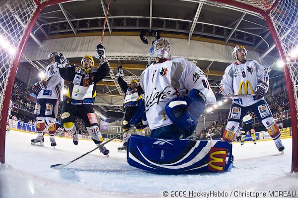 Strasbourg  4 - 3 Grenoble 