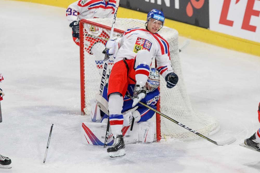 France 2 - 5 Czech Republic