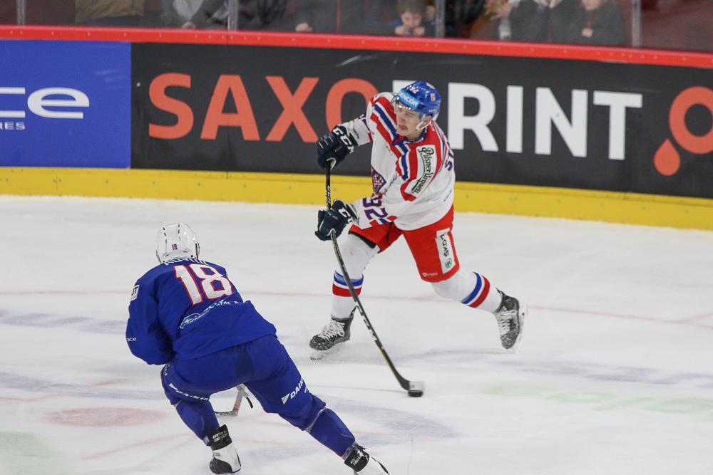 France 2 - 5 Czech Republic