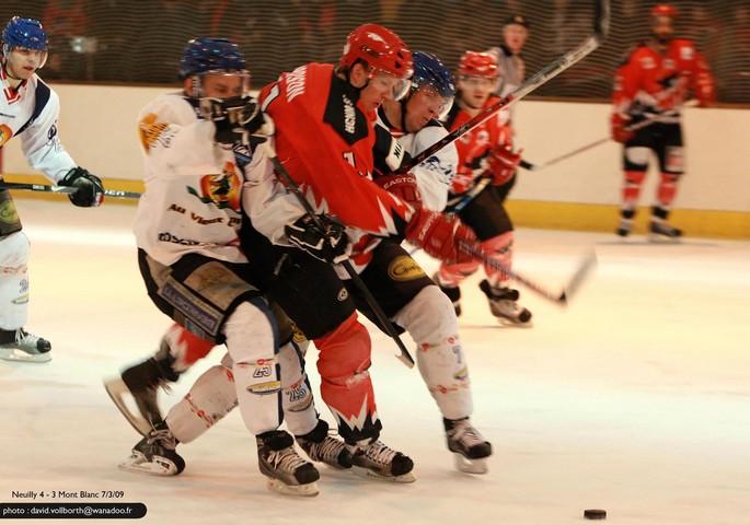 Neuilly/Marne 4 - 3 Mont-Blanc
