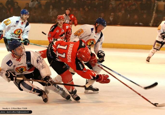 Neuilly/Marne 4 - 3 Mont-Blanc
