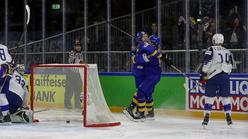 Sweden 4 - 0 France
