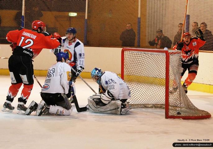 Neuilly/Marne 4 - 3 Mont-Blanc