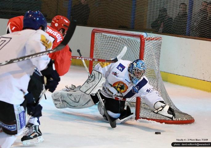 Neuilly/Marne 4 - 3 Mont-Blanc