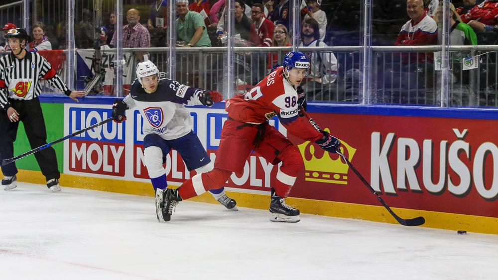 France 0 - 6 Czech Republic