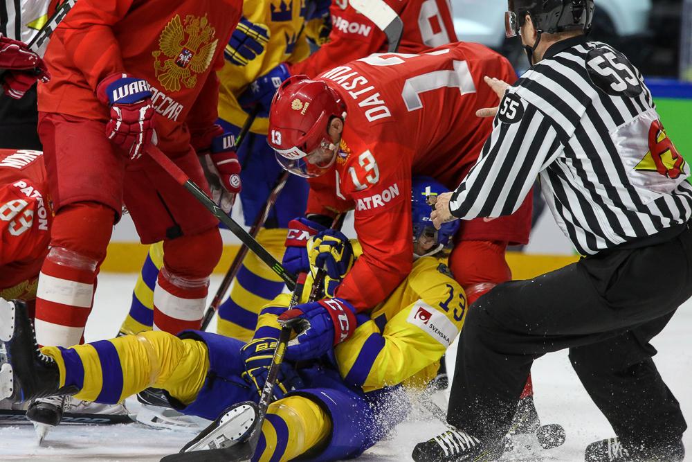 Russia 1 - 3 Sweden