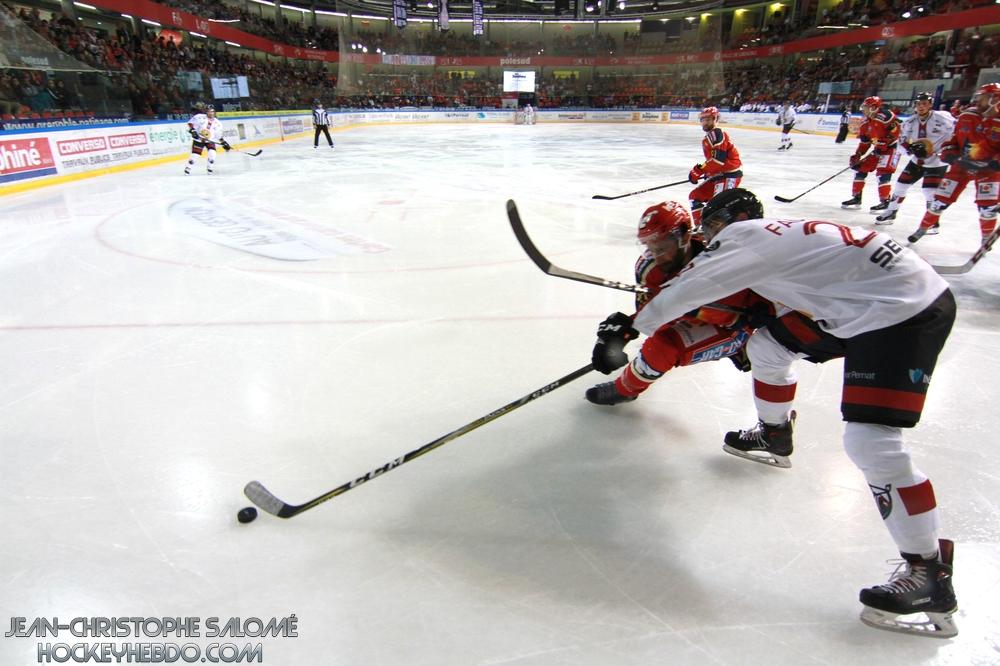 Grenoble  5 - 4 Chamonix 