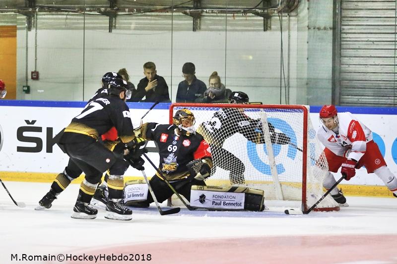 Rouen 2 - 0 Mountfield