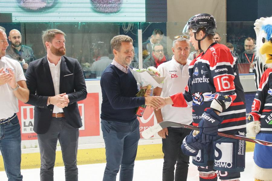 Angers  2 - 10 Grenoble 