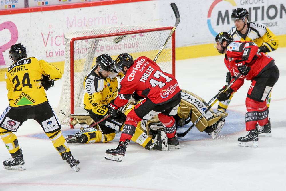 Amiens  0 - 3 Rouen