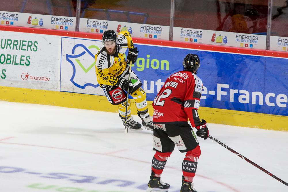 Amiens  0 - 3 Rouen