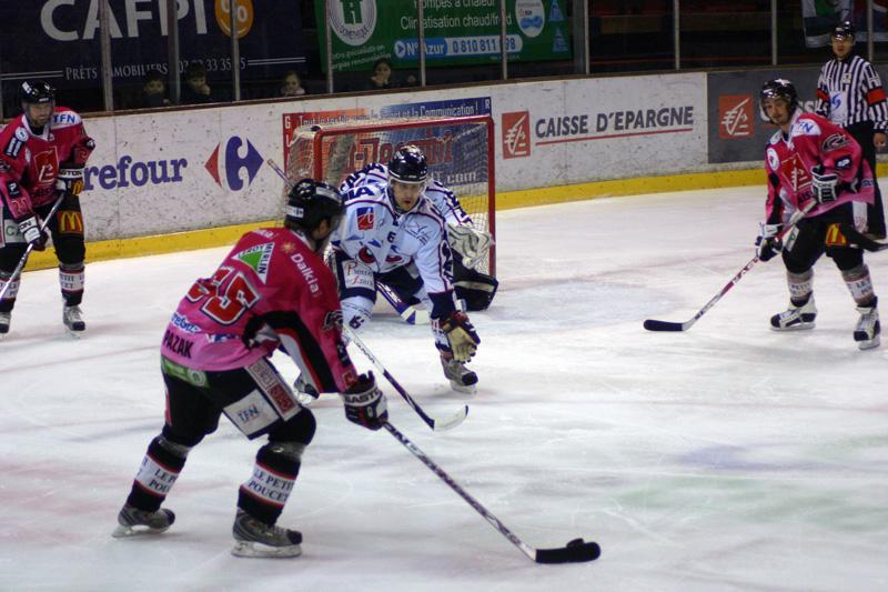 Amiens  2 - 1 Angers 