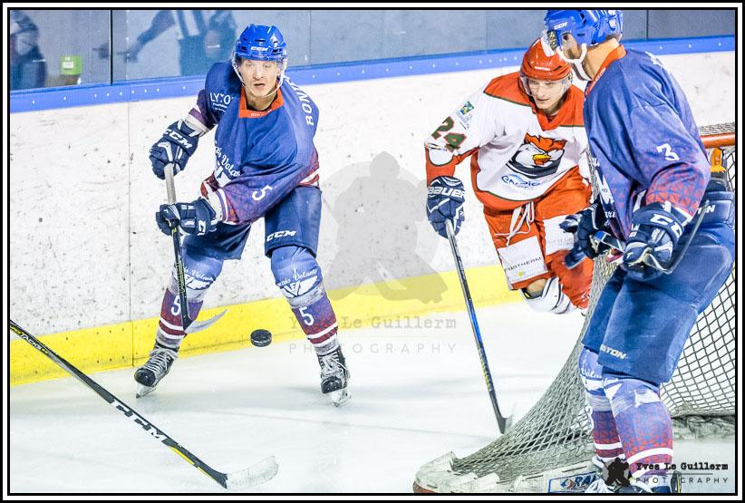 Paris (FV) 8 - 5 Courbevoie 