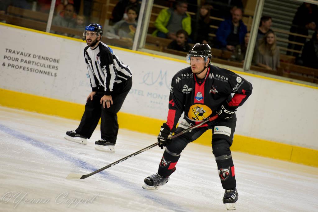 Chamonix  3 - 6 Grenoble 