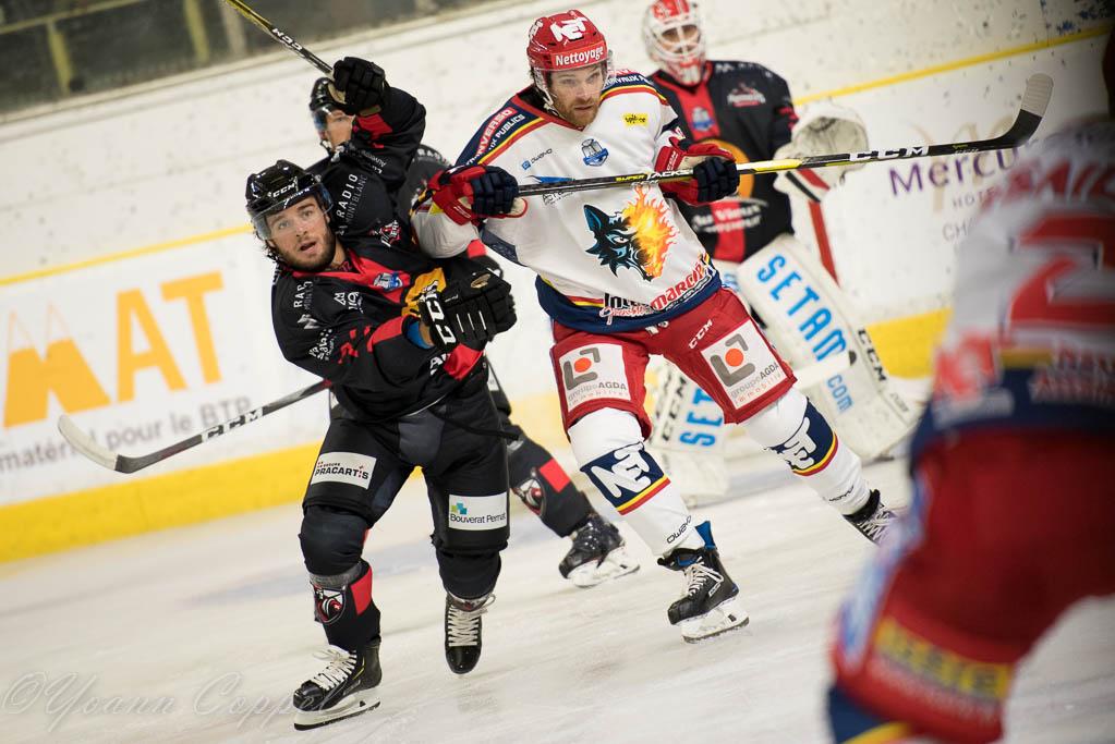 Chamonix  3 - 6 Grenoble 