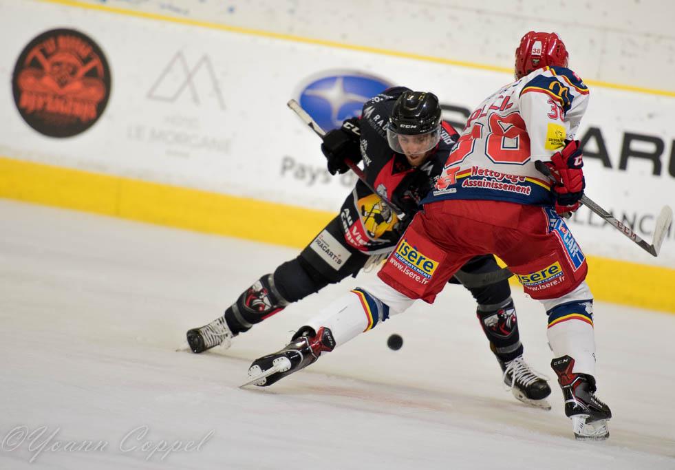 Chamonix  3 - 6 Grenoble 