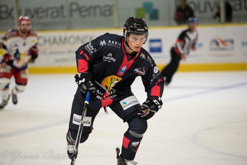 Chamonix  3 - 6 Grenoble 