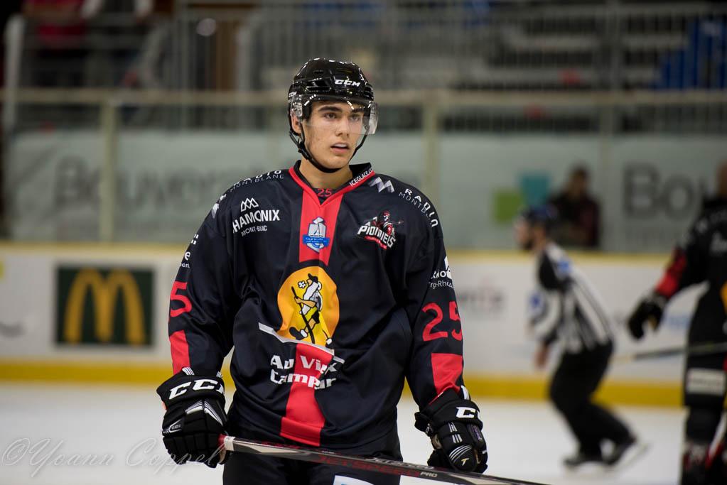 Chamonix  3 - 6 Grenoble 