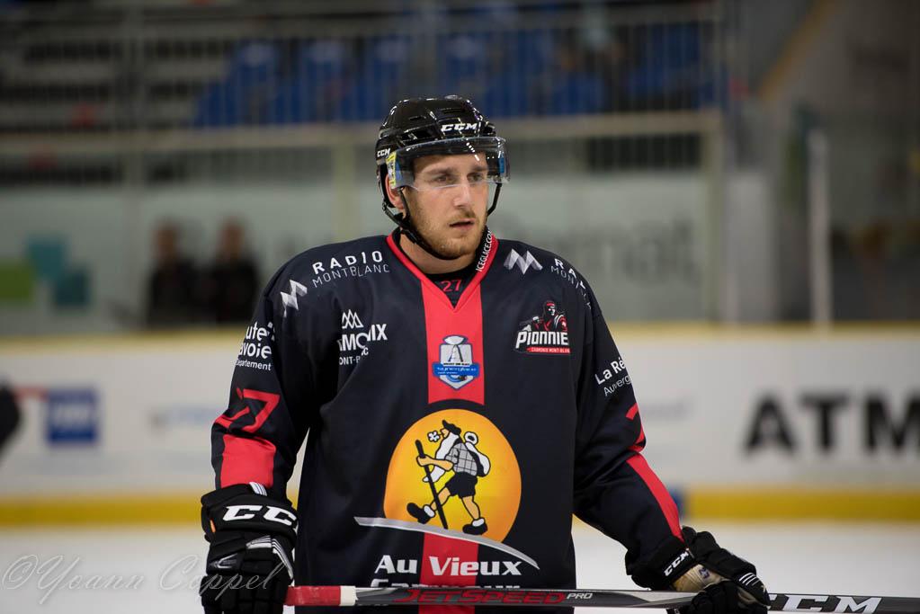Chamonix  3 - 6 Grenoble 