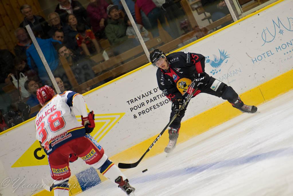 Chamonix  3 - 6 Grenoble 