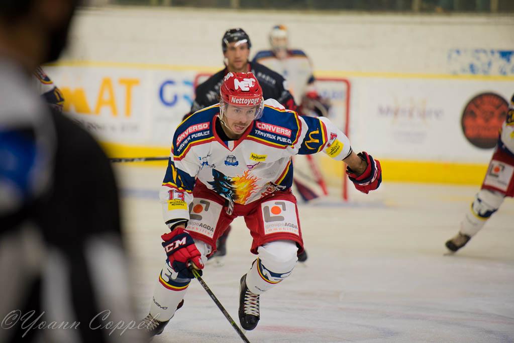 Chamonix  3 - 6 Grenoble 