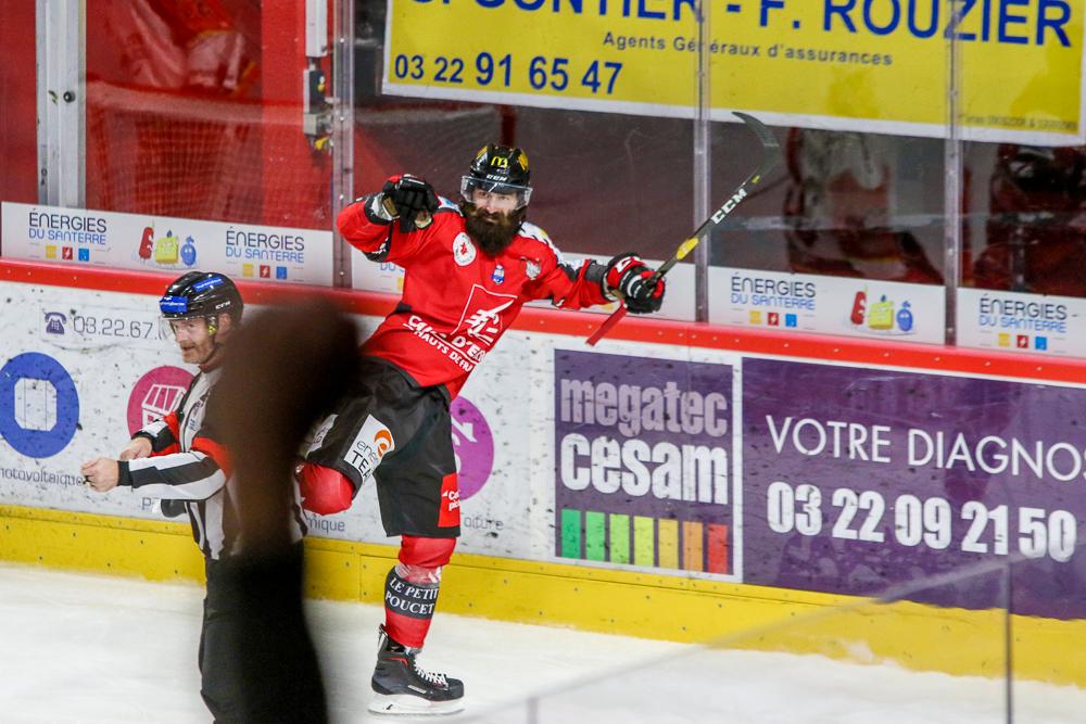Amiens  2 - 4 Nice