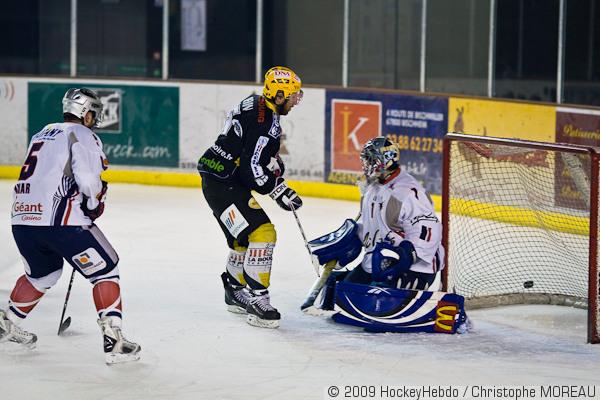 Strasbourg  2 - 6 Grenoble 