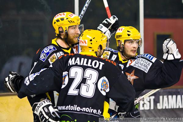 Strasbourg  2 - 6 Grenoble 