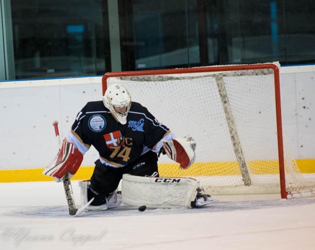 Photo hockey reportage U20 : La solidarité a payé !