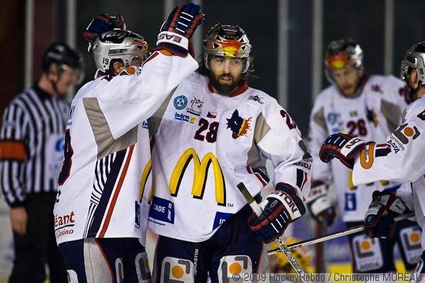 Strasbourg  2 - 6 Grenoble 