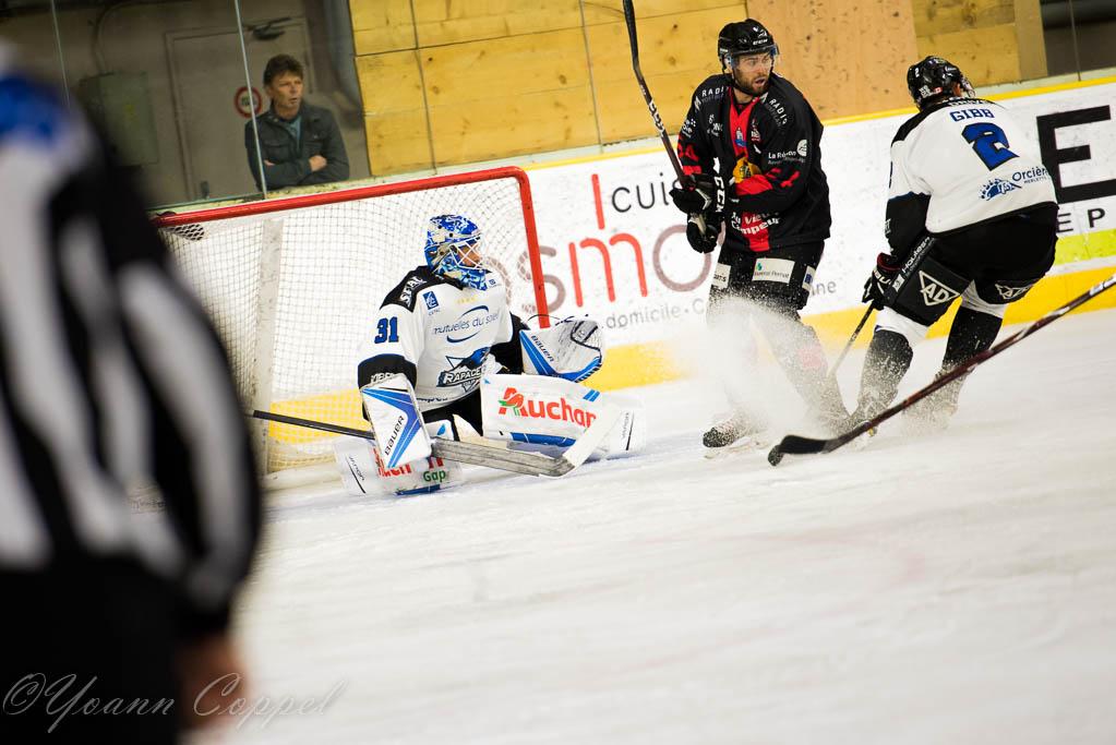 Chamonix  5 - 1 Gap 