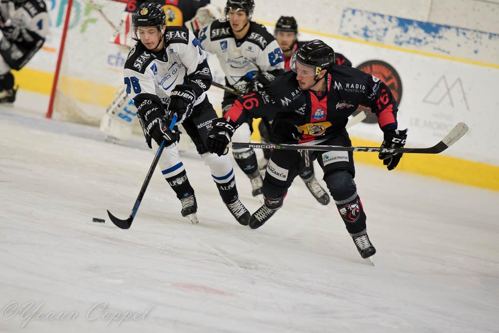 Chamonix  5 - 1 Gap 