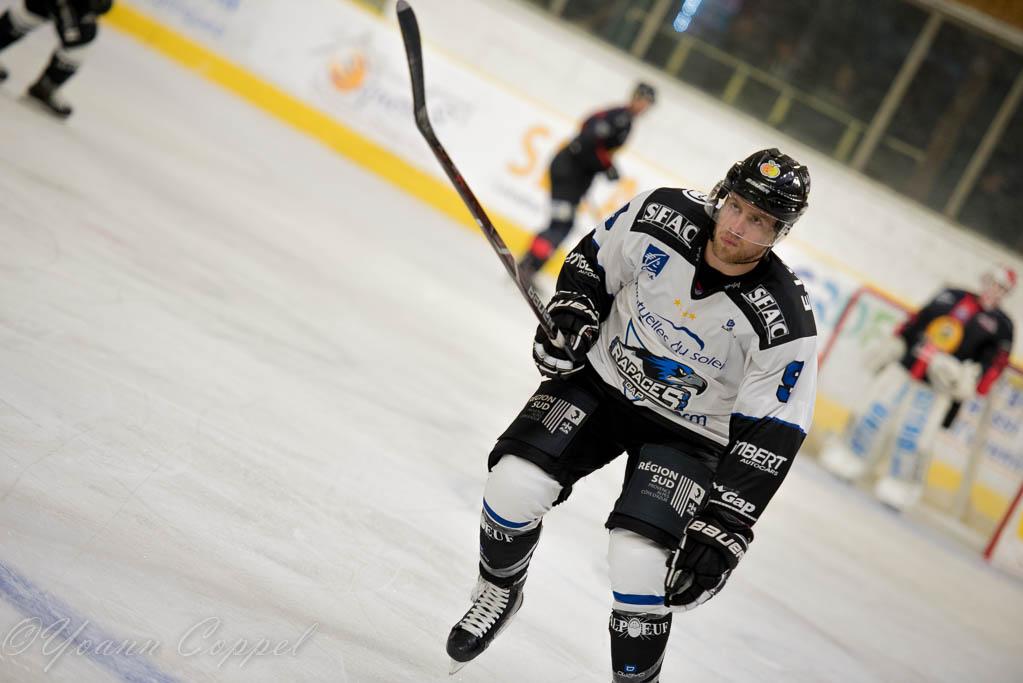 Chamonix  5 - 1 Gap 