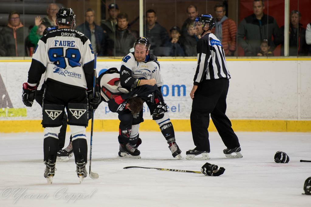 Chamonix  5 - 1 Gap 