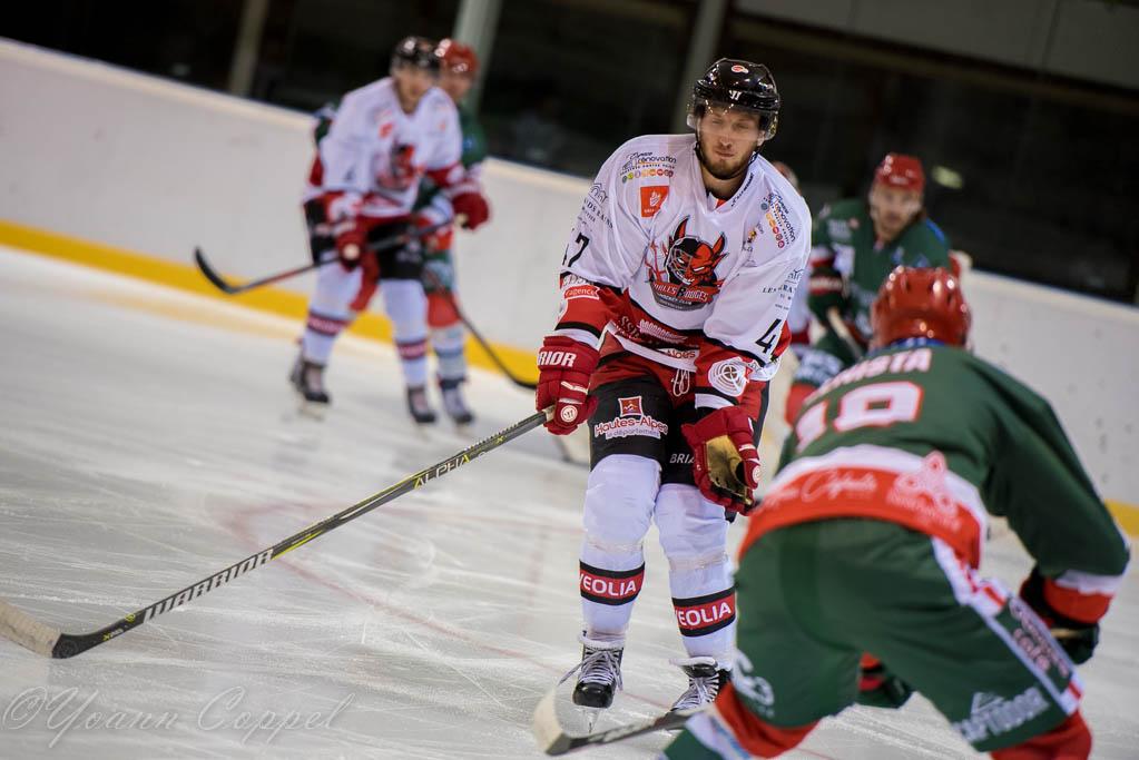 Mont-Blanc 6 - 4 Briançon 