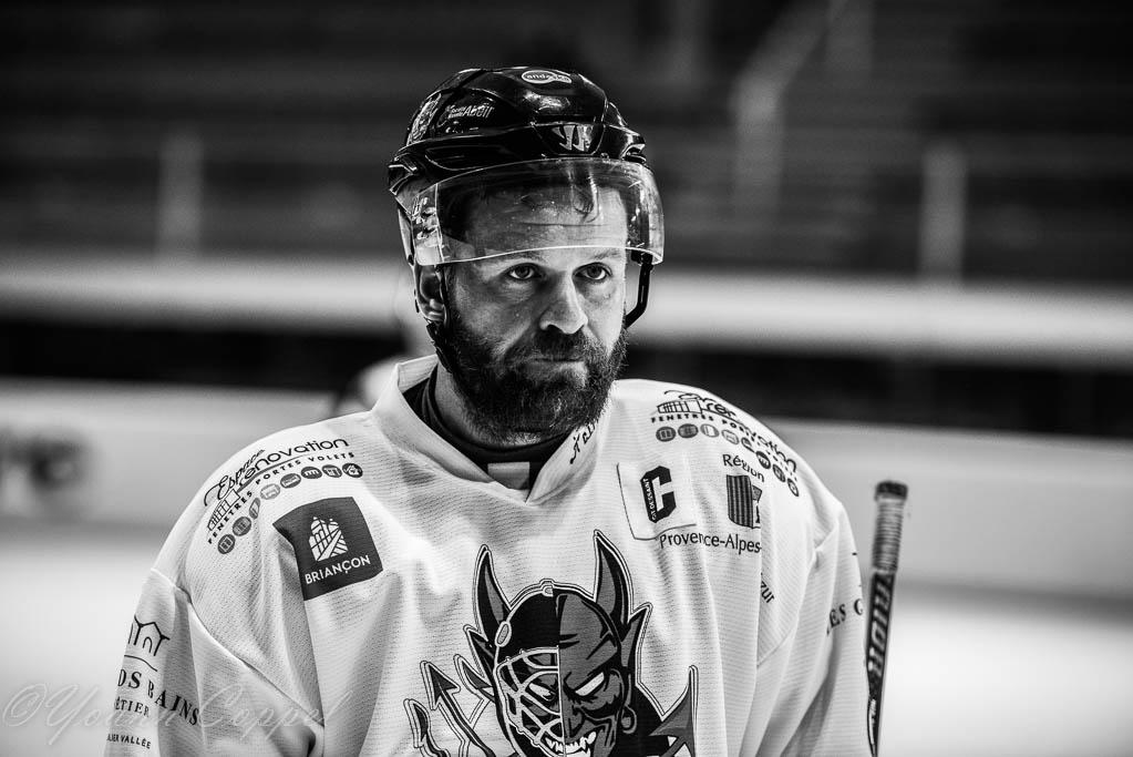 Mont-Blanc 6 - 4 Briançon 