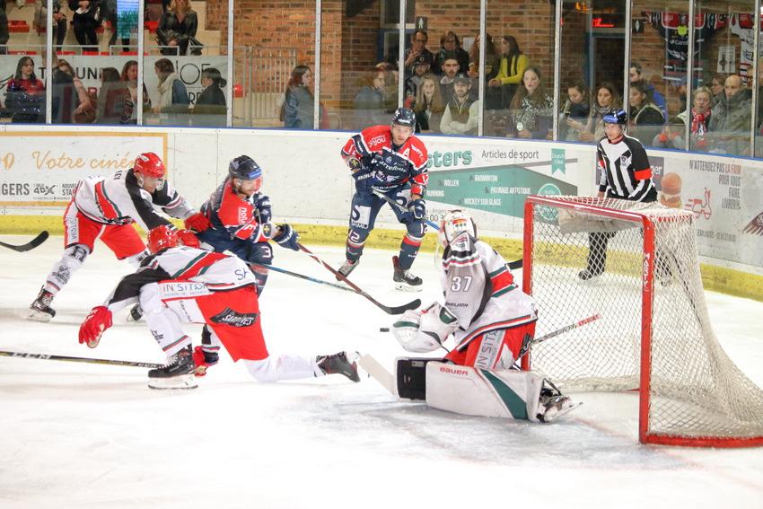 Angers  4 - 0 Anglet