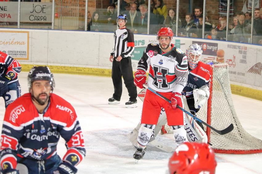 Angers  4 - 0 Anglet