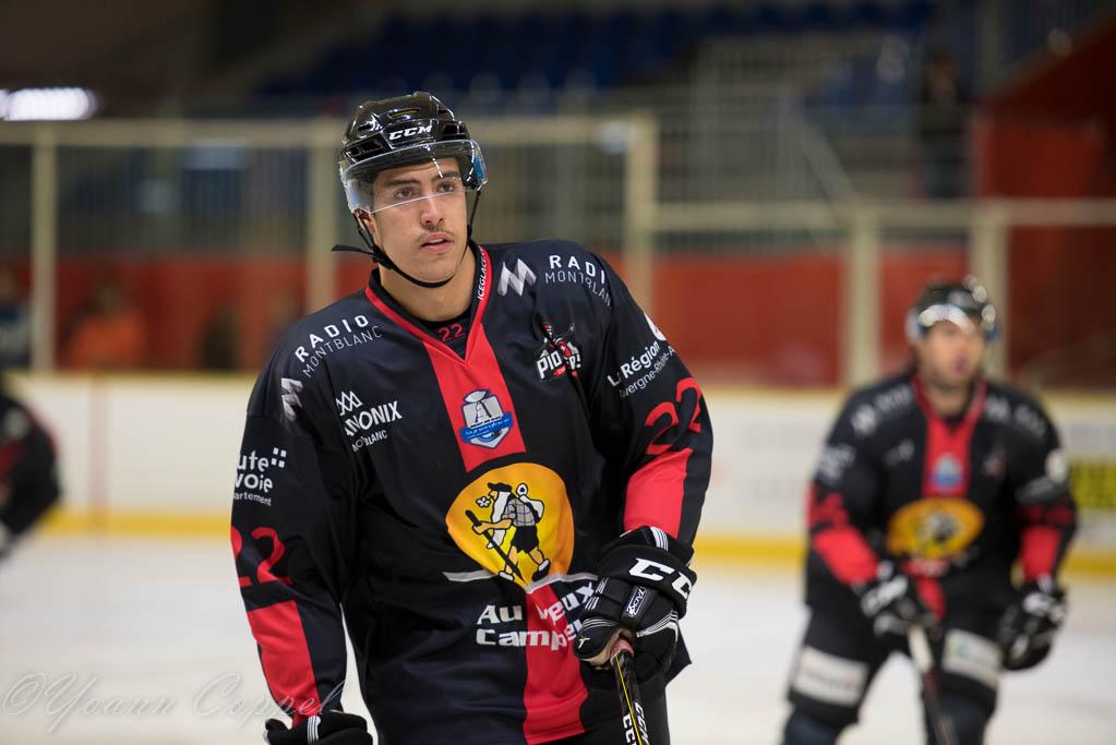 Chamonix  6 - 3 Angers 