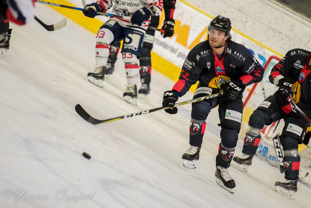 Chamonix  6 - 3 Angers 